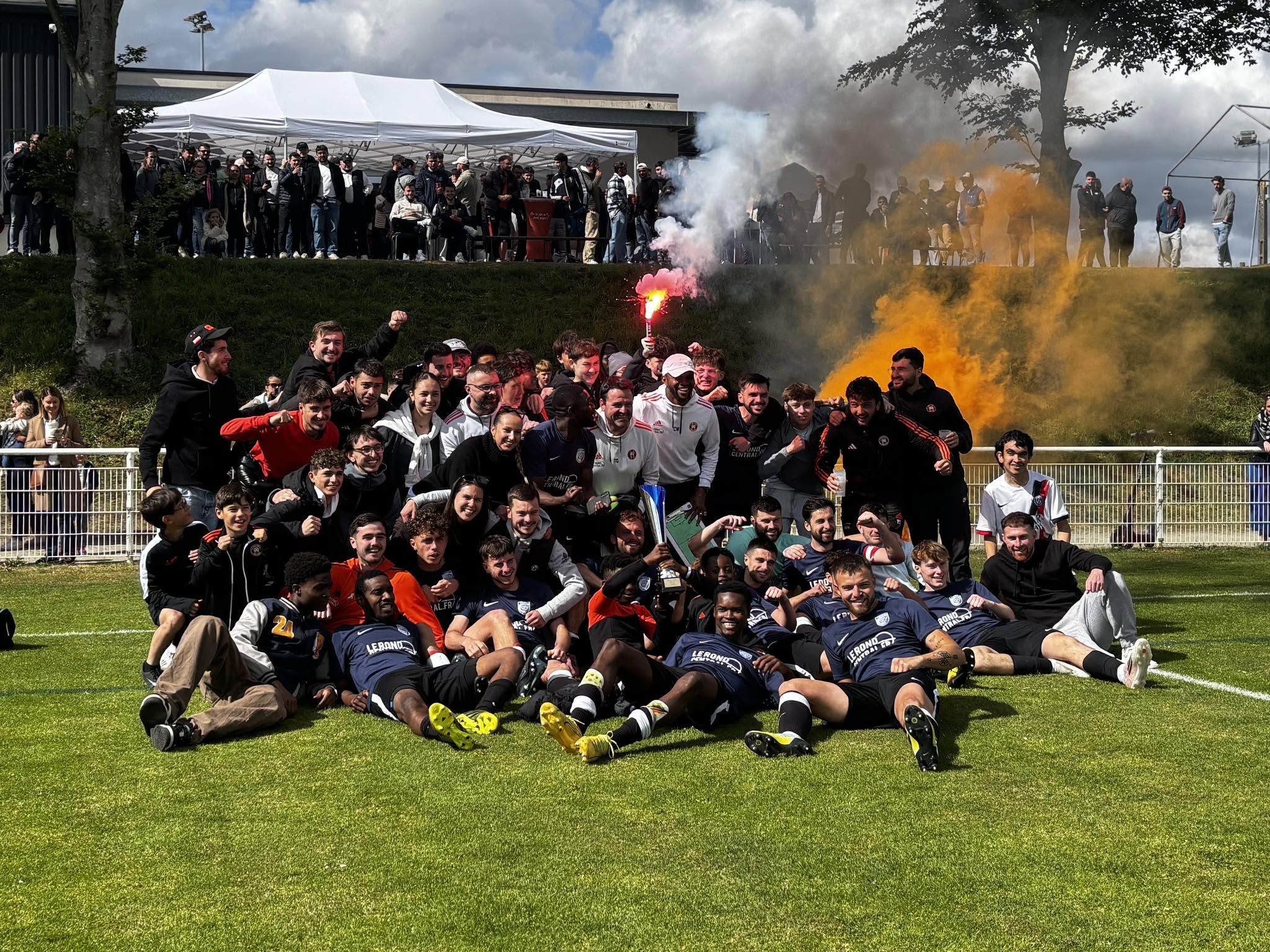 Les Séniors GA de l’AL Coataudon Foot avec la Coupe du Conseil Départemental 2026